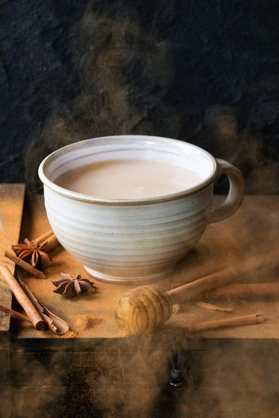 Cup of masala chai - Foto, afbeelding