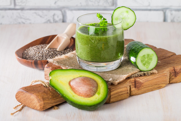 Healthy green juice smoothie - Фото, изображение