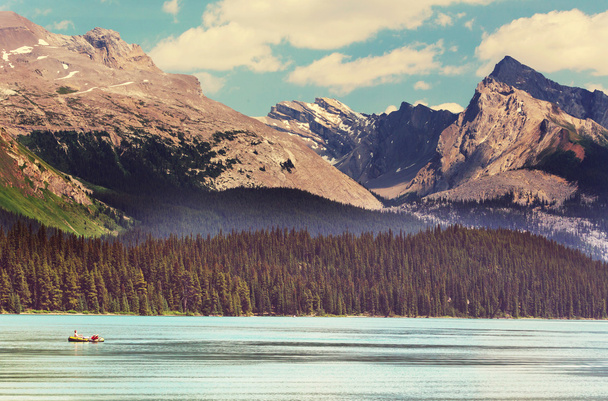 γραφικά βουνά καναδική - Φωτογραφία, εικόνα