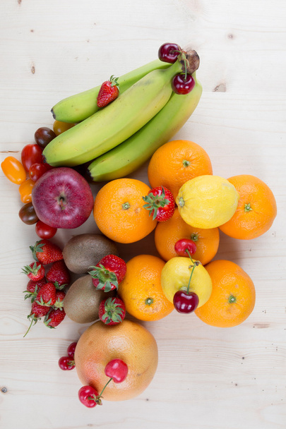 Taze meyve ve böğürtlen - Fotoğraf, Görsel