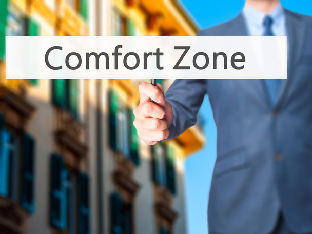 Zona de confort - Hombre de negocios mostrando signo
 - Foto, imagen