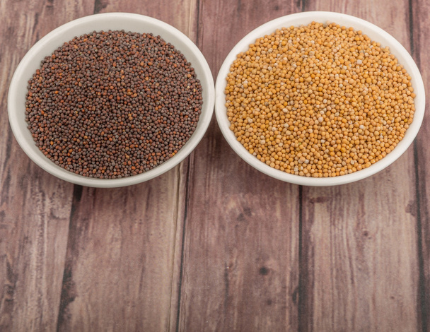 Yellow and brown mustard seeds - Photo, Image