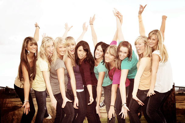 Diez chicas felices
 - Foto, Imagen