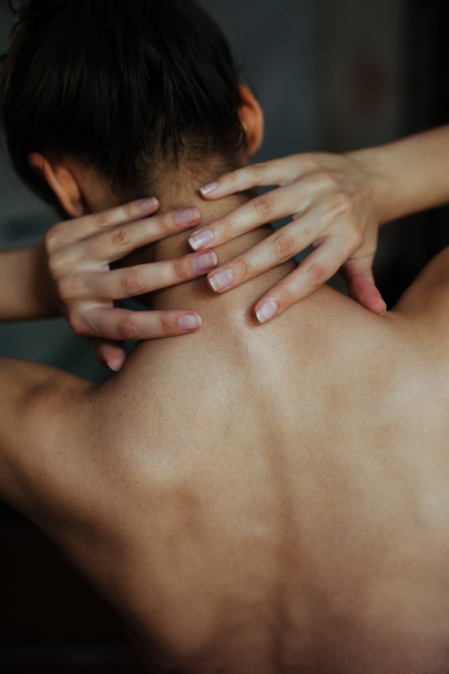 Woman suffering from neck ache - Zdjęcie, obraz