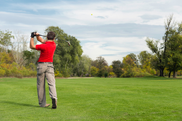 Гра фарватер з гольфіст  - Фото, зображення