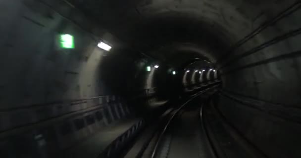Timelapse van metro op de route - Video