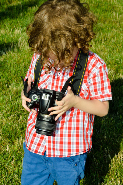 Petit enfant photographe
 - Photo, image