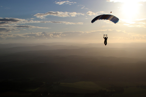 Norveç'te paraşütle atlama - Fotoğraf, Görsel