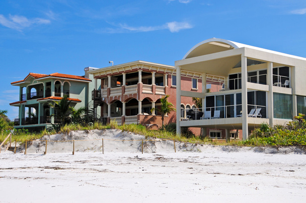 Luxurious Beach Front Homes - Photo, image