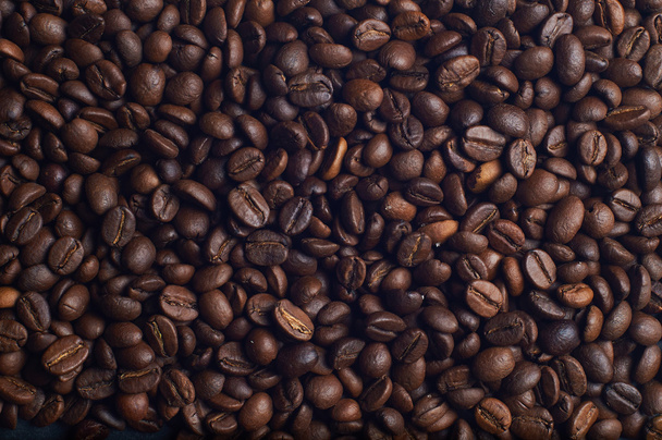 A lot of aromatic coffee beans. - Photo, Image