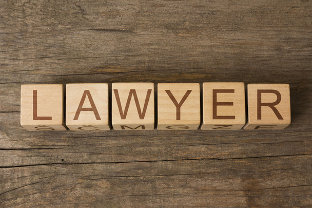 Δικηγόρος λέξη σε ξύλινα κύβους - Φωτογραφία, εικόνα