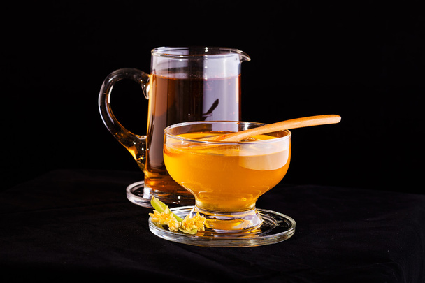 Linden honey and tea - Fotoğraf, Görsel