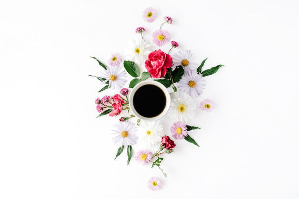 Cup of coffee with roses  - Photo, Image