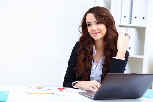 Young busines woman with notebook - Foto, Imagem