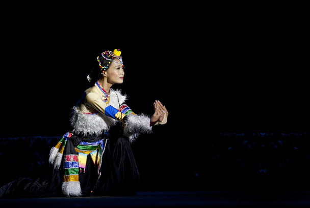 chinese Tibetan ethnic dance - Φωτογραφία, εικόνα