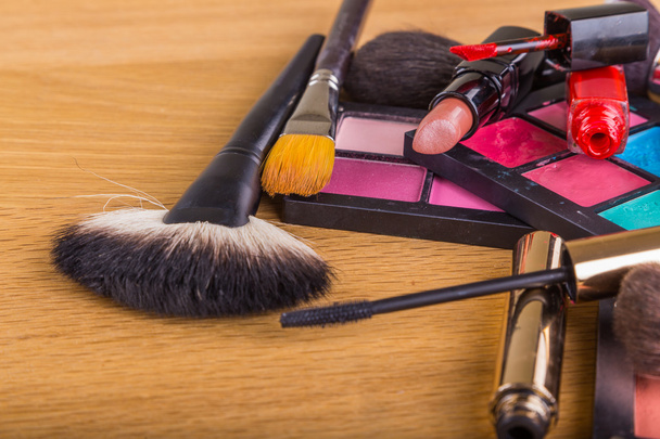 Brushes and shadow and other make-up accessories - Photo, Image