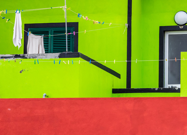 Πολύχρωμο σπίτι του Πόντα Ντελγκάντα - Φωτογραφία, εικόνα