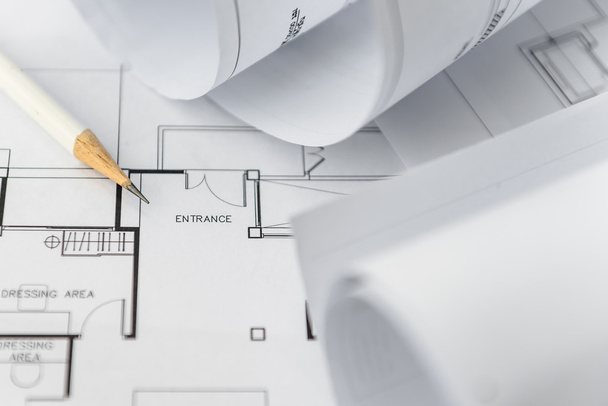 crayon blanc sur l'architecture pour les dessins de construction
   - Photo, image