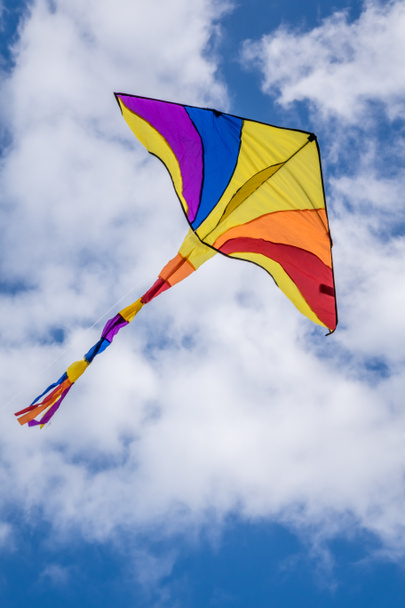 Aquilone colorato che vola nel cielo
 - Foto, immagini