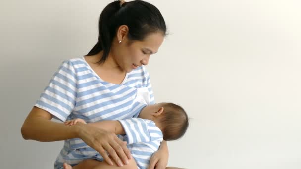 borstvoeding moeder haar baby - Video