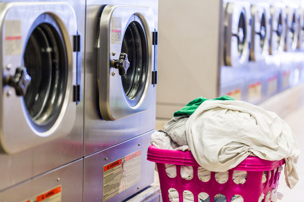 Endüstriyel çamaşır makineleri - Fotoğraf, Görsel