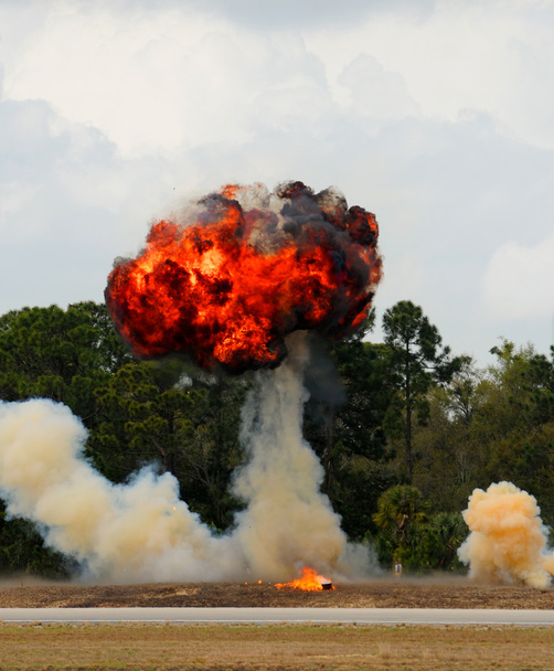 Outdoor explosion - Photo, Image