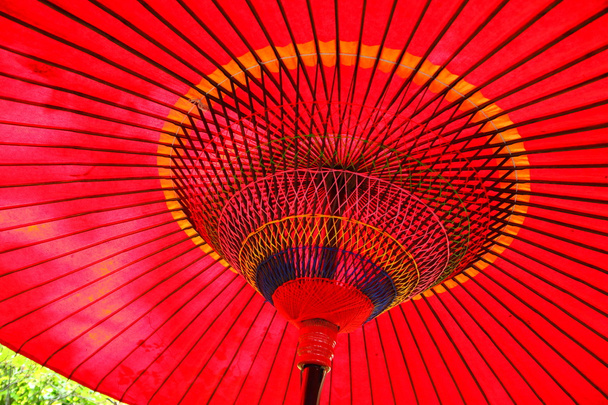 κόκκινη ομπρέλα Ιαπωνικά - Φωτογραφία, εικόνα