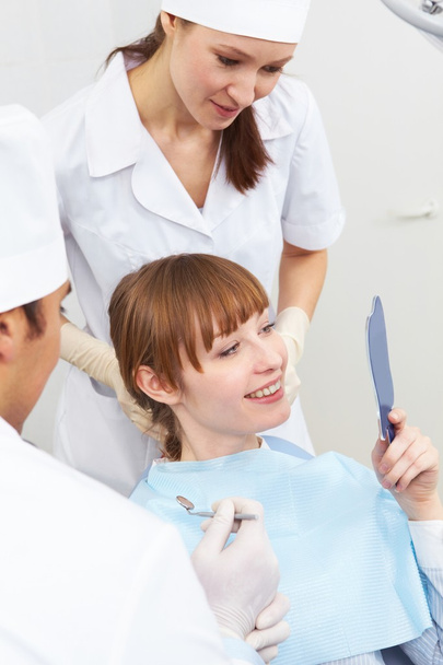 in tandheelkundige kliniek - Foto, afbeelding