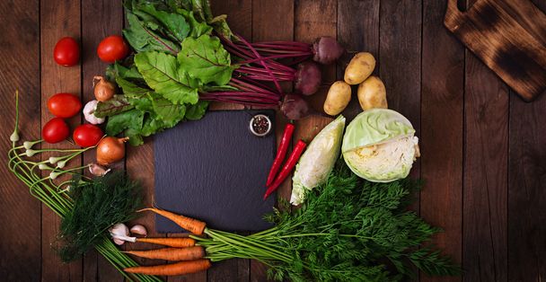 groenten voor het koken van borsch  - Foto, afbeelding