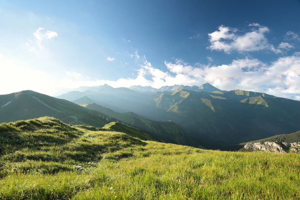 Karpaattien vuoriston panoraama - Valokuva, kuva
