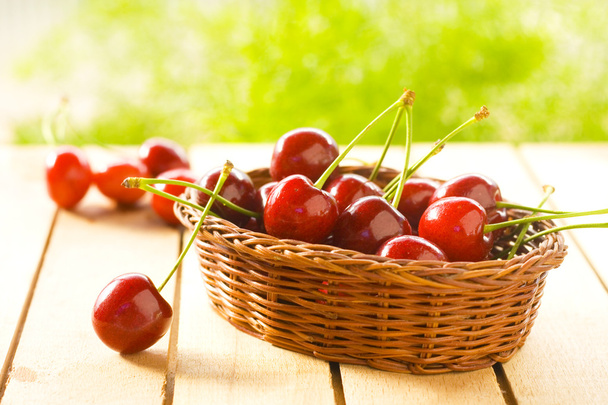 Delicious and fresh cherries - Photo, Image