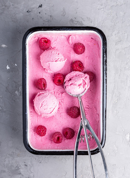 氷のクリーム、ラズベリー、ラズベリー、冷たい、夏には、ピンクのボール - 写真・画像
