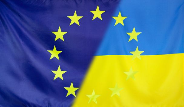 Összeolvadt a zászló Ukrajna európai zászló - Fotó, kép