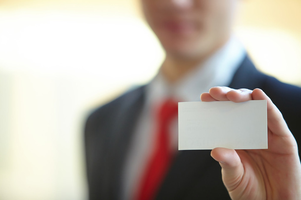 Businessman giving business card - Φωτογραφία, εικόνα