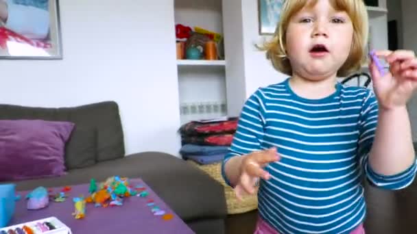 baby modeling with plasticine - Footage, Video