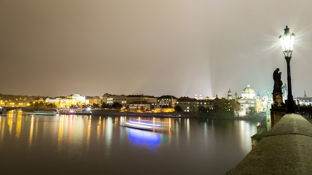 Wieczorem w Pradze - Zdjęcie, obraz