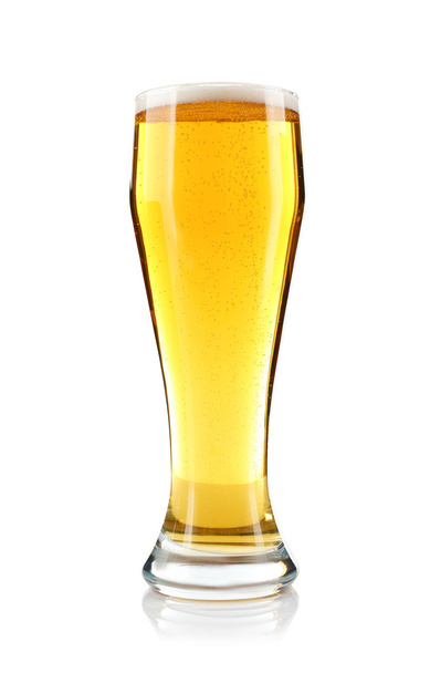 Glass of cold beer - Foto, afbeelding