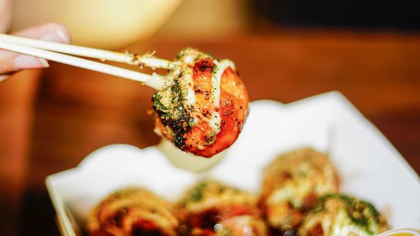 Takoyaki, vynikající japonský styl chobotnice palačinka, poleva s - Fotografie, Obrázek