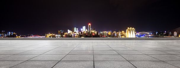 lattia kaupunkikuva ja horisonttiin Chongqing yöllä
 - Valokuva, kuva