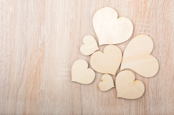 καρδιά σε ξύλινο φόντο - Φωτογραφία, εικόνα