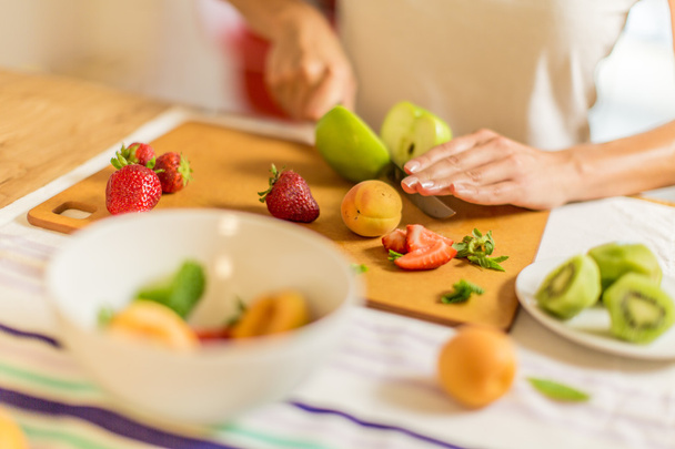 Preparing fruit salad  - Фото, изображение