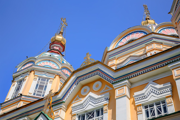 Церковь в Алматы. Парк Гвардейцев, 28, Алма-Ата, Казахстан
 - Фото, изображение