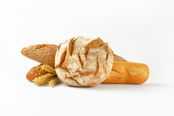 bochník chleba a bagety - Fotografie, Obrázek