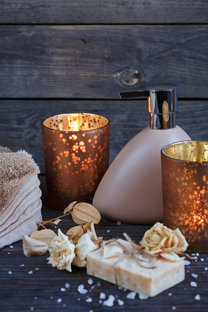 Kaplıca tedavisi bileşimi. Doğal el yapımı sabun ile fragran - Fotoğraf, Görsel