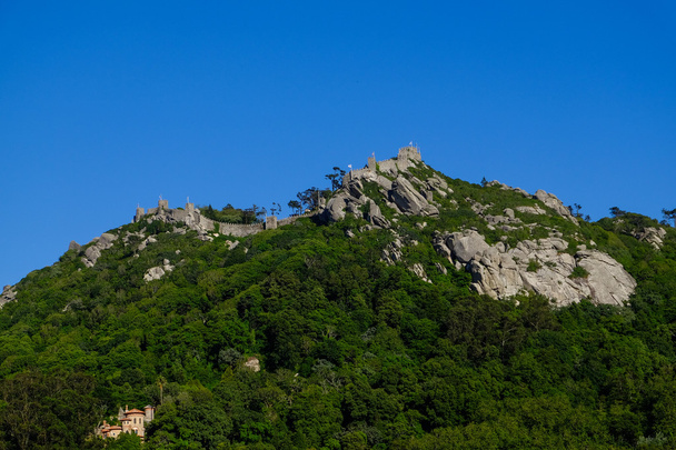 Il Castello dei Mori a Sintra, Portogallo
 - Foto, immagini