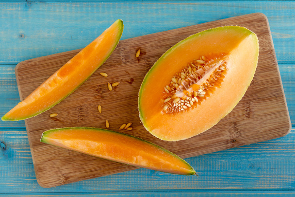 Fresh organic cantaloupe melon - Foto, Imagen