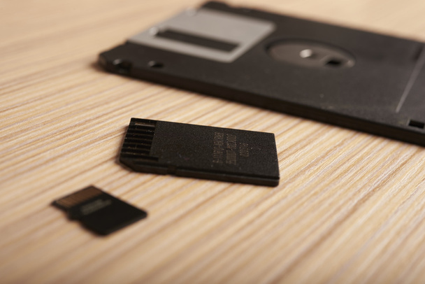 tarjeta de memoria del disquete la tarjeta de memoria micro
 - Foto, Imagen