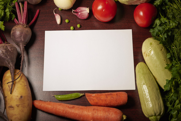 овощи и белый бланк
 - Фото, изображение