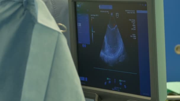 Monitor de ultrassom na sala de operações
 - Filmagem, Vídeo