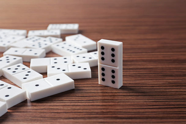 Heap of white dominoes - 写真・画像